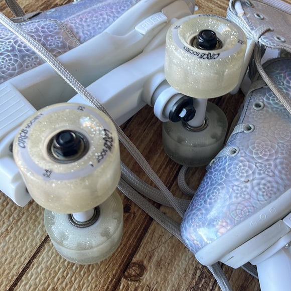 🛼 👧🏼 🛼•⭕️ Circle Society x 3-7 vibes ⭕️• 👧🏼🛼👧🏼 - Picture 8 of 16